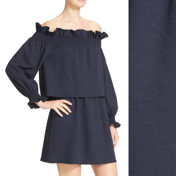 Diane von Furstenberg Dresses & Skirts - Diane von Furstenburg Navy Ruffled Dress